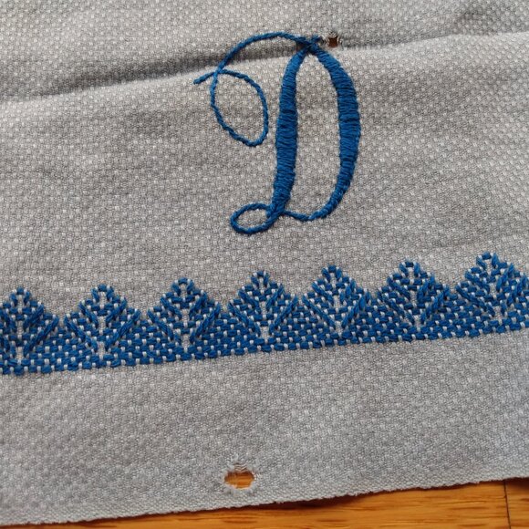 Vintage Monogram D Tea Towel Blue Embroidered Cloth Napkin Doily AS IS DAMAGED - Picture 5 of 13